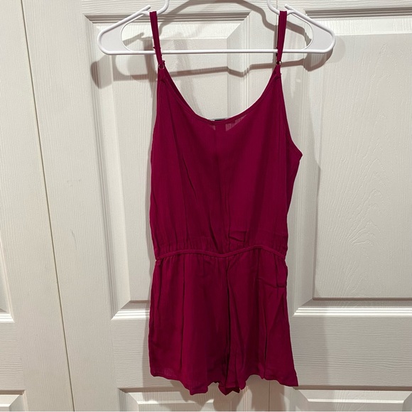 FOREVER 21 Women’s Adjustable Pleated Romper / Swim Cover Up - magenta, size S - Picture 2 of 4